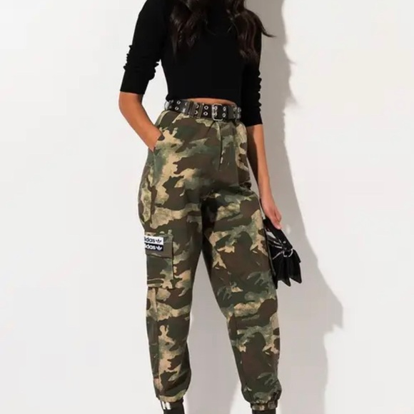 ‼️🔥ADIDAS FATIGUE🔥‼️ - Picture 2 of 5